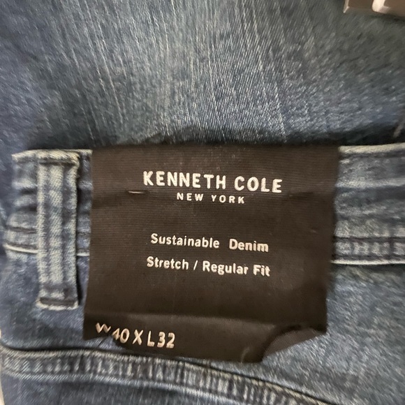 Kenneth Cole 40x32 - Picture 5 of 7